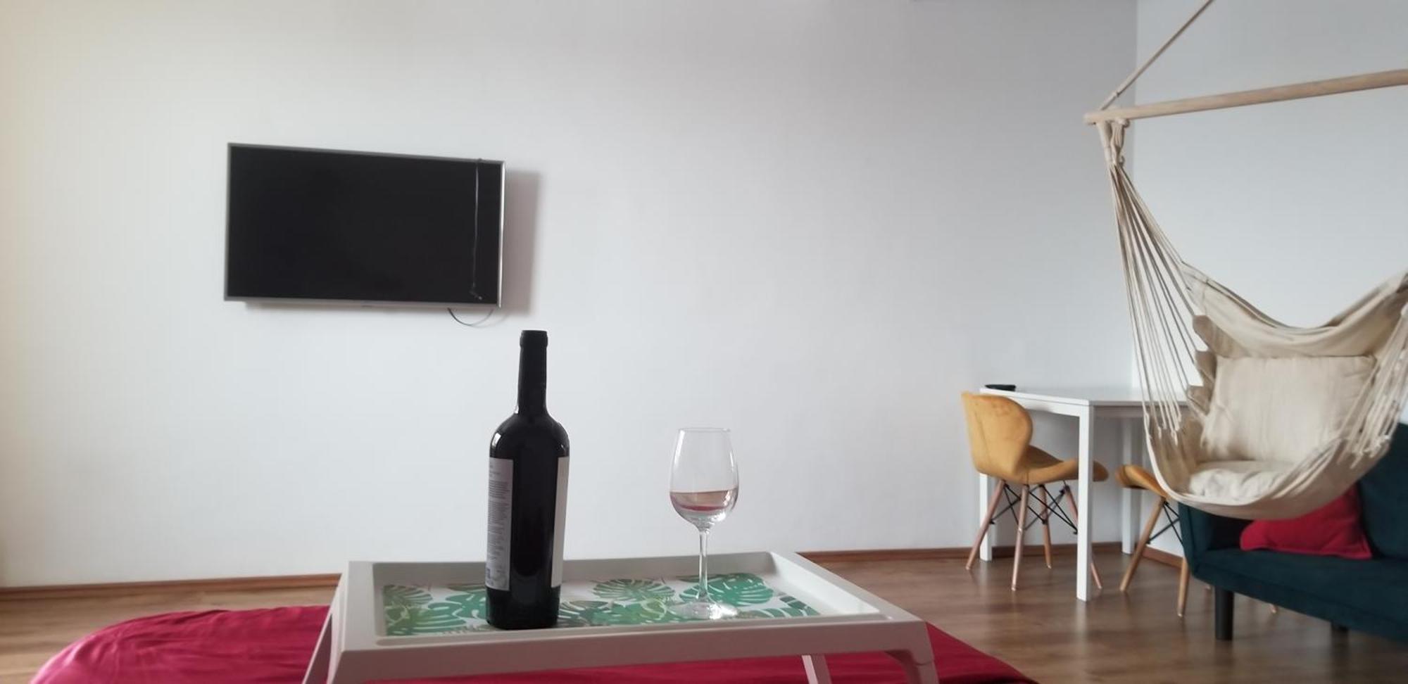Private Room At Ceausescu'S Place In Old City Unirii Square Bucharest Exterior photo